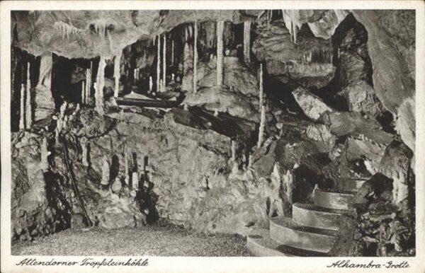 Hoehlen Caves Grottes Tropfsteinhöhle Attendorn Alhambra-Grot