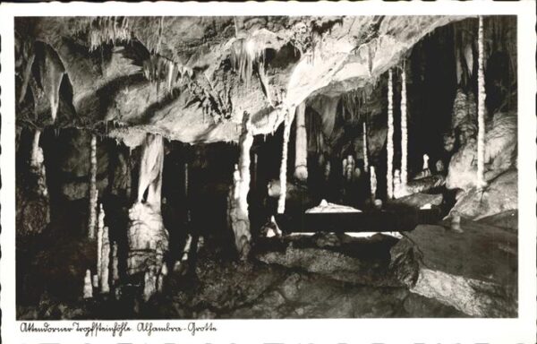 Hoehlen Caves Grottes Attendorn Alhambra Grotte
