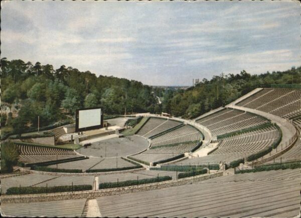 Freilichtbuehne Thingstaette Berlin Waldbühne