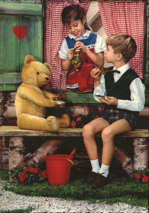 Teddy Teddybaer Teddy-bear Tee trinken Kinder