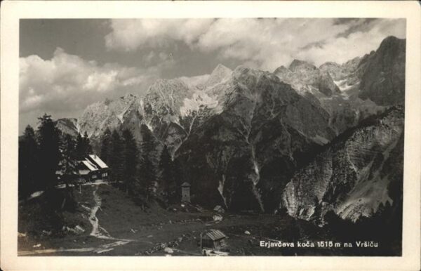 Vrsic Erjavceva koca Berghütte Gebirgspanoram