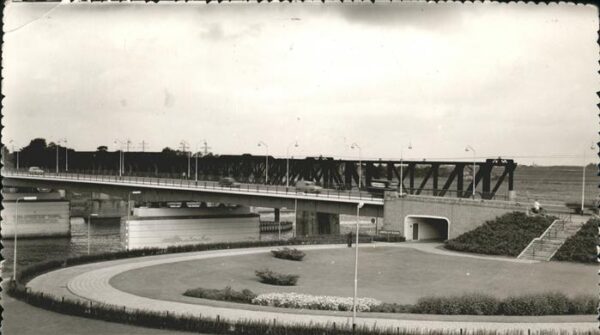 Ubach over Worms Brücke