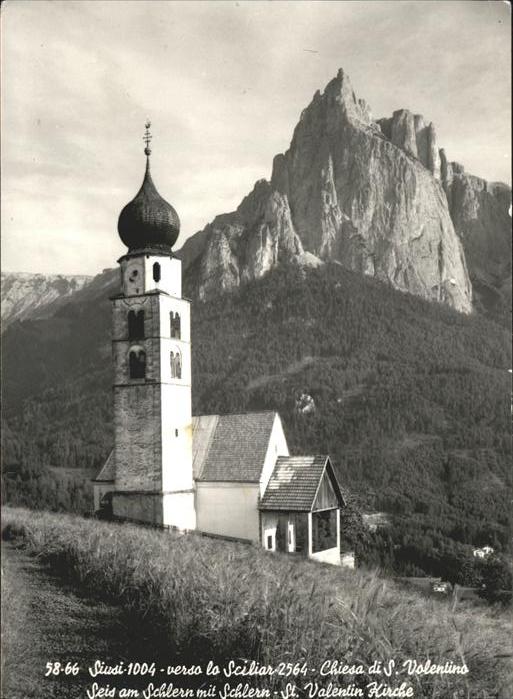 Seis Schlern St. Valentin Kirche Dolomiten