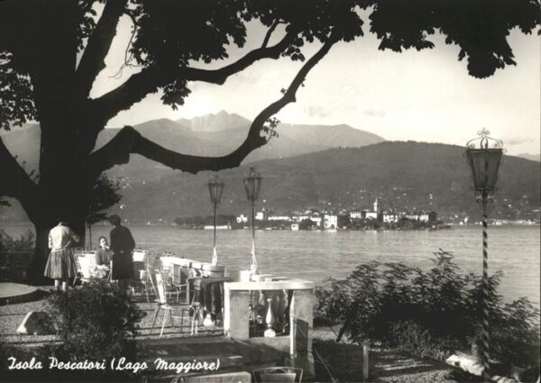Isola dei Pescatori Uferpartie Gartenrestaurant