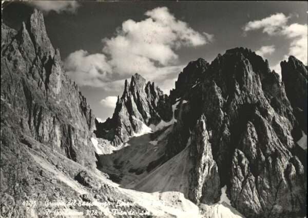 Dolomiten Gruppo del Sassolungo Langkofelgruppe