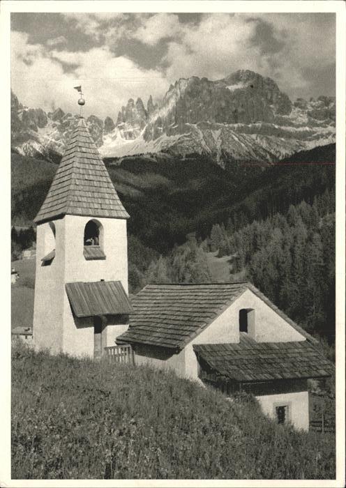 St Cyprian mit Rosengarten und Dolomiten