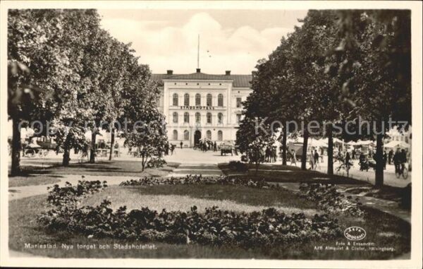 Mariestad Nya torget och Stadshotellet