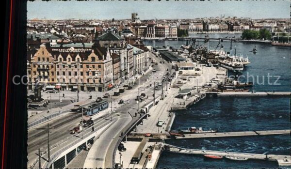 Stockholm Utsikt fran Katarinahissen Schiffe