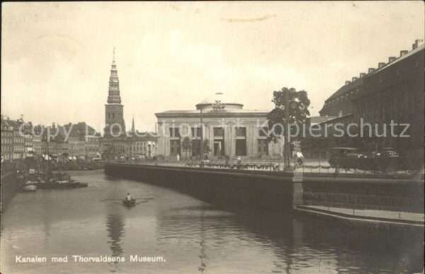 Kobenhavn Kanalen med Thorvaldsens Museum