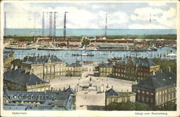 Kjobenhavn Udsigt over Amalienborg Dampfer