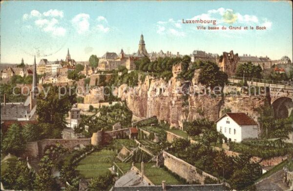 LUXEMBOURG  Luxemburg Ville basse du Grund et Rochers du Bock