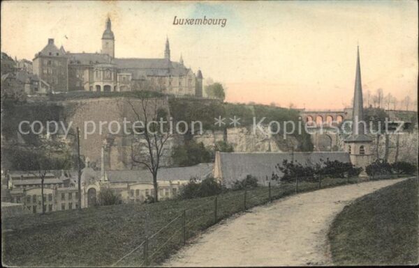 LUXEMBOURG  Luxemburg Teilansicht Wappen Krone