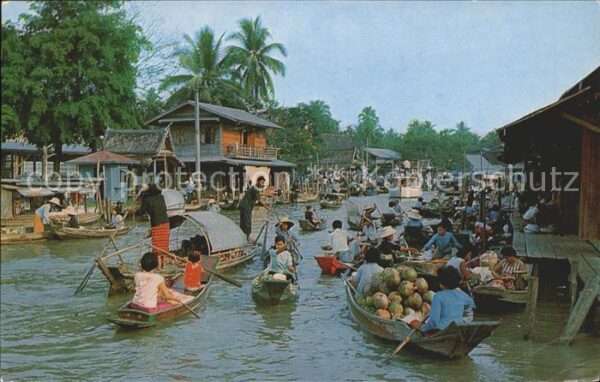 Bangkok Wad Sai Floating Market Dhonburi
