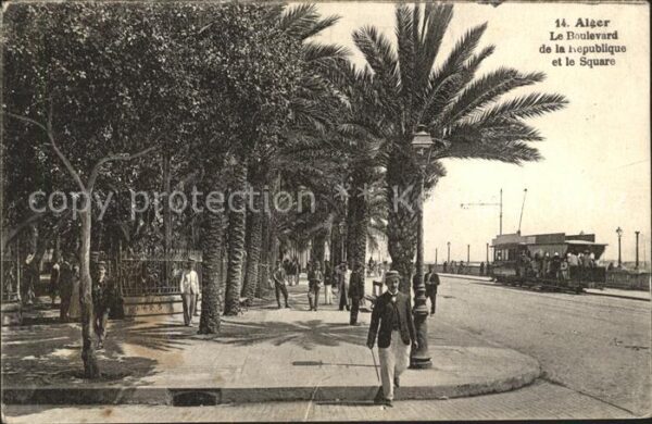 Alger Algerien Boulevard de la Republique et le Square