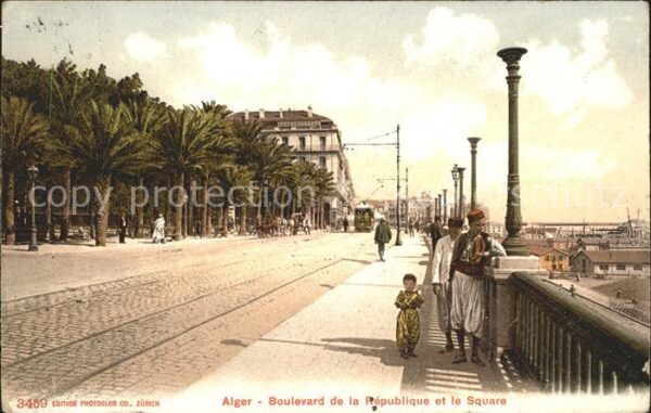 Alger Algerien Boulevard de la Republique et le Square