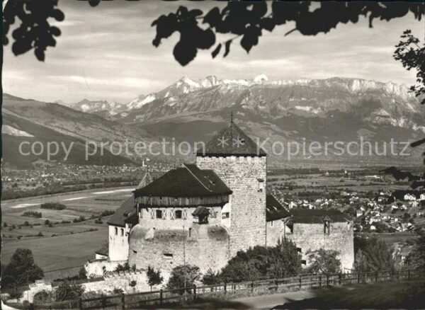 Vaduz Schloss Blick nach Buchs Säntis Altmann