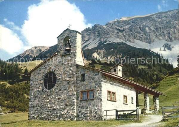 Malbun Friedenskapelle mit Gamsgrat