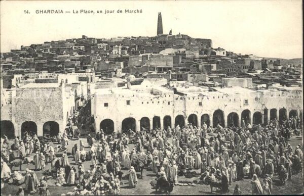 Ghardaia La Place Jour de Marche