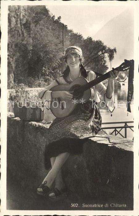 Gitarre Suonatrice di Chitarra Lugano
