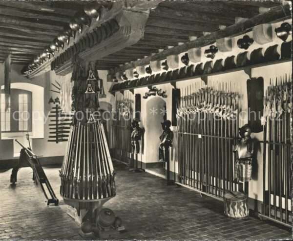 Rittertum Mittelalter Kyburg Waffenkammer Ritterhaus