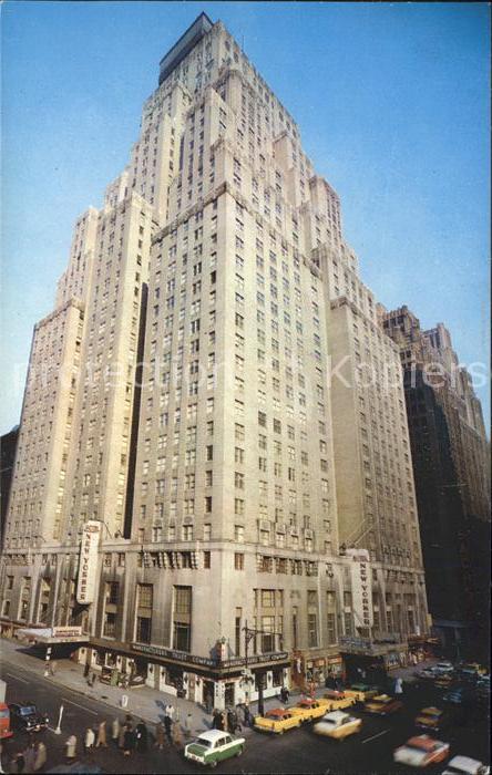 New York City Hotel New Yorker Skyscraper Hotel Autos