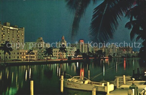 Miami Beach Indian Creek at night