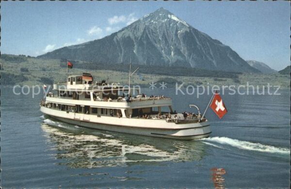 Motorschiffe Jungfrau Thunersee Niesen