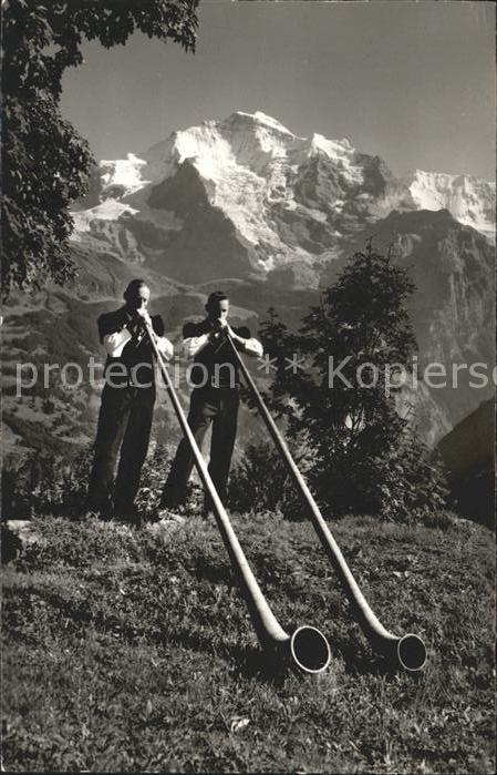 Alphorn Alphornbläser Jungfrau Berner Oberland