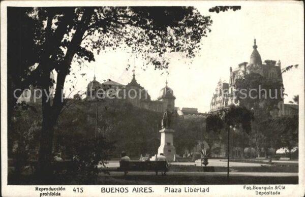 Buenos Aires Plaza Libertad