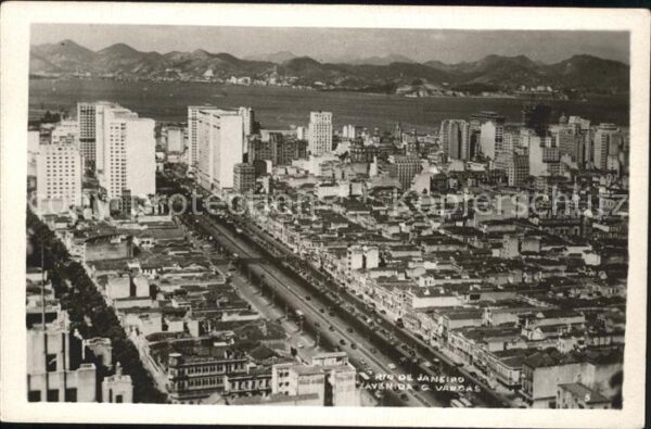 Rio de Janeiro Avenida G. Vargas