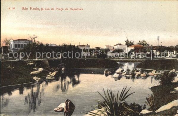 São Paulo Jardim da Praca da Republica