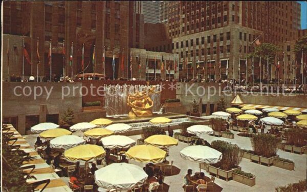 New York City Plaza of Rockefeller Center