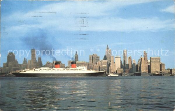 Dampfer Oceanliner S.S. Ilde de France New York City Downt