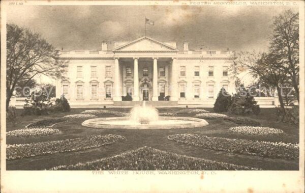 Washington DC The White House Fontaine