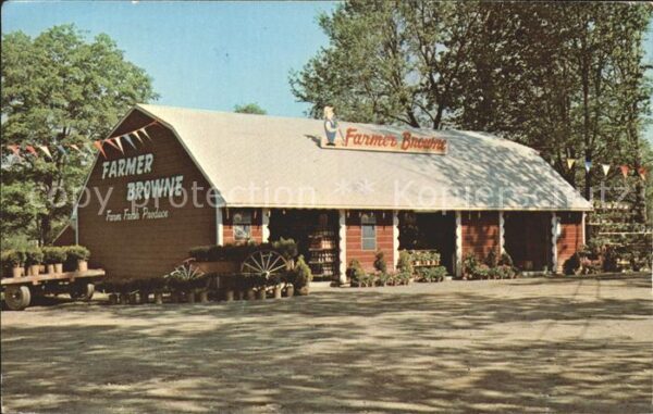 Campbell Hall Farmer Browne Farm Store