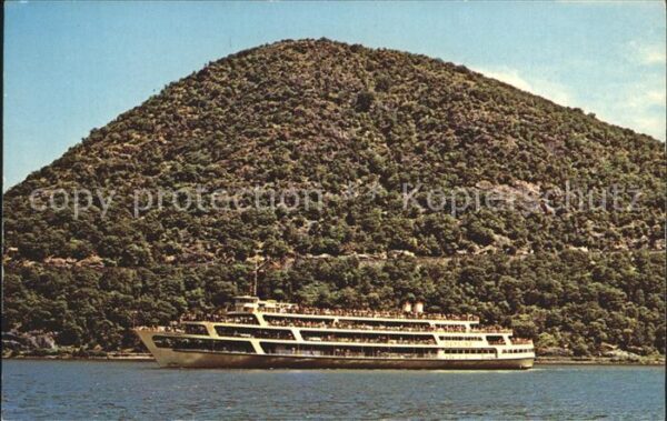 Faehre Ferry Bac Traghetto-- Dayliner Hudson River