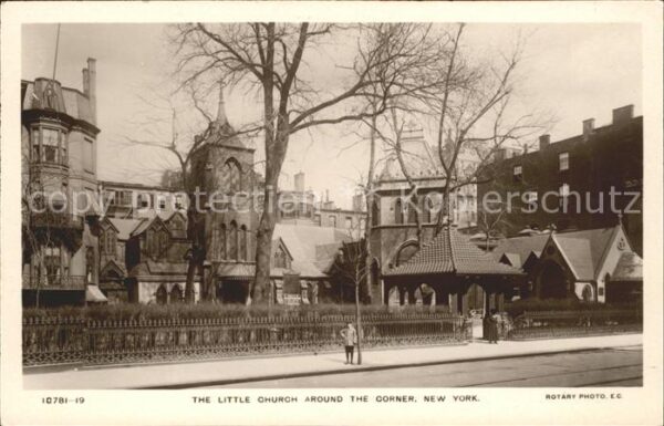 Foto Rotary Nr. 10781-19 The little church around the c