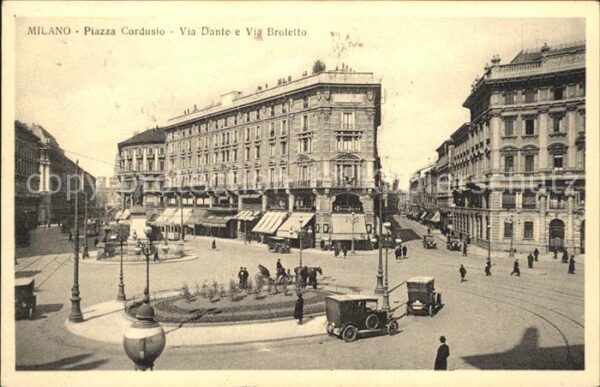 Milano Piazza Cordusio Via Dante Via Broletto