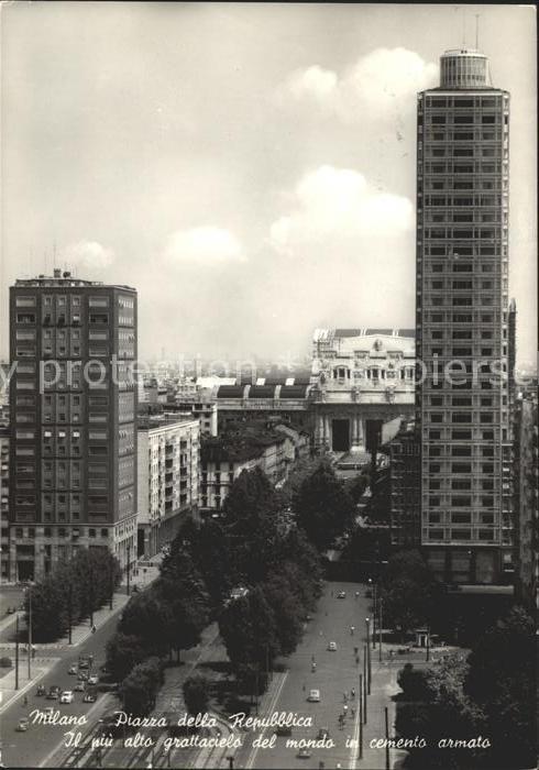 Milano Piazza della Repubblica grattacielo