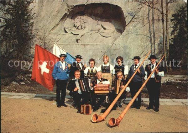 Musikanten Folklore group Lake Lucerne Alphorn Han