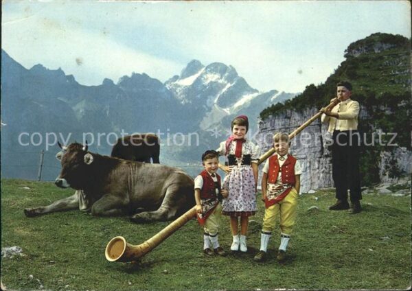 Alphorn Alphornbläser Kuh Kinder Trachten Ebena