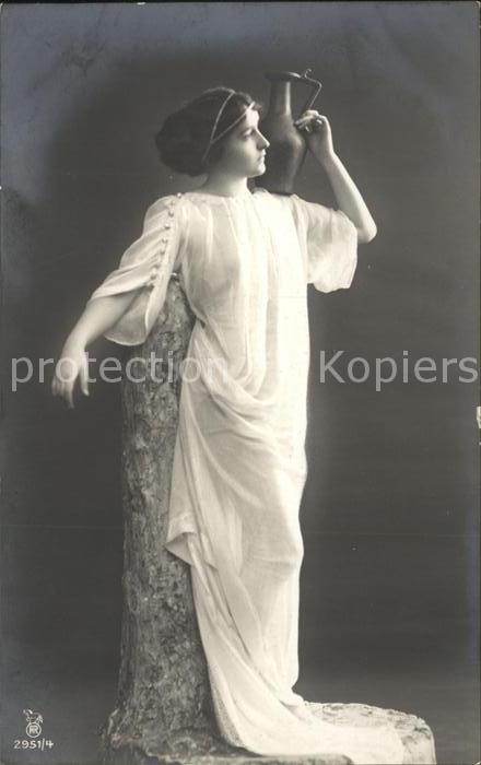 Foto RPH Nr. 295174 Frau