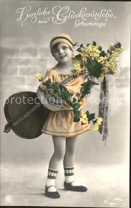 Gitarre Kind Mädchen Blumen Geburtstag Foto-NPG