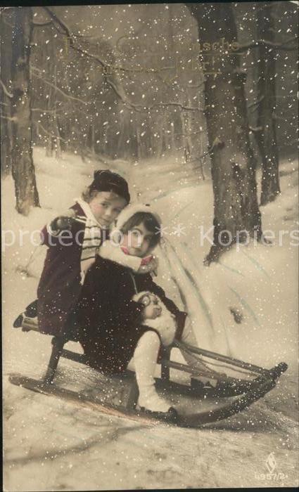 Schlitten Schnee Kinder Neujahr