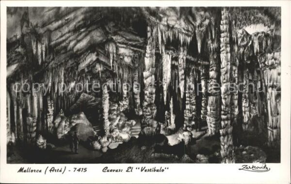 Hoehlen Caves Grottes El Vestibulo Mallorca