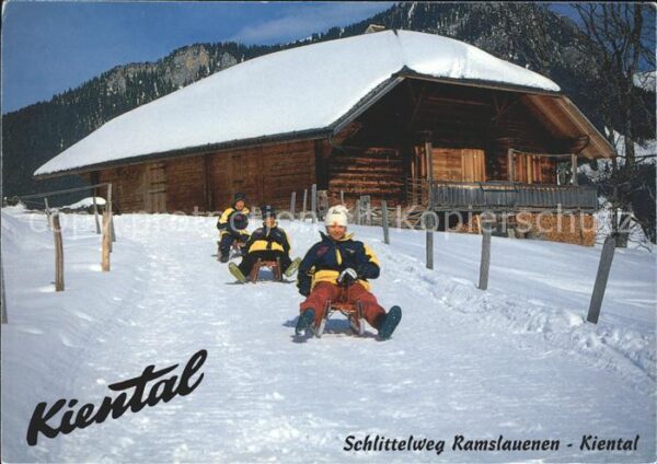 Schlitten Schnee Schlittelweg Ramslauenen-Kiental