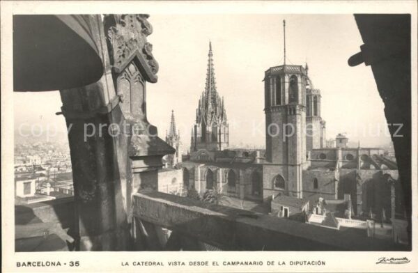 Barcelona Cataluna Catedral vista desde el Campanario de l