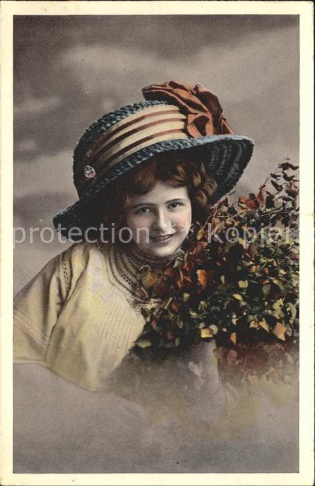 Hutmode Mädchen Blumen