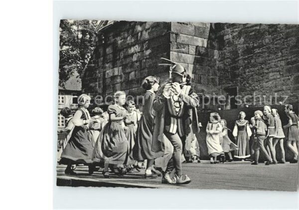 Sagen Maerchen Rattenfänger mit Kindern Hameln