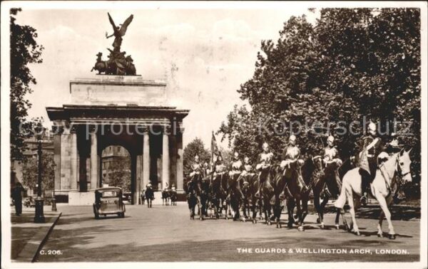 Leibgarde Wache Guards Wellington Arch London